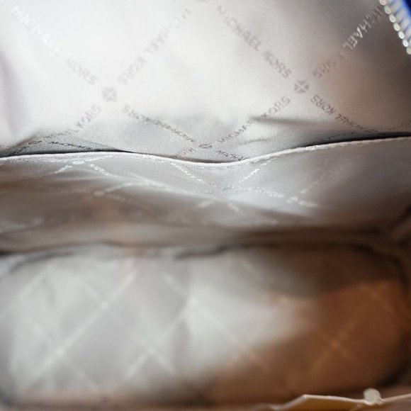 Michael Kors Abbey Medium Backpack Quilted Soft Leather Blue - Picture 9 of 13